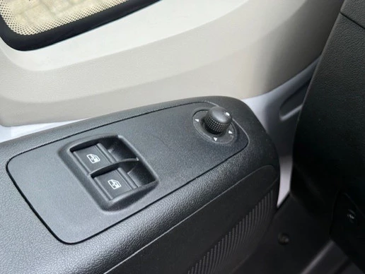 Peugeot Boxer - Afbeelding 25 van 30