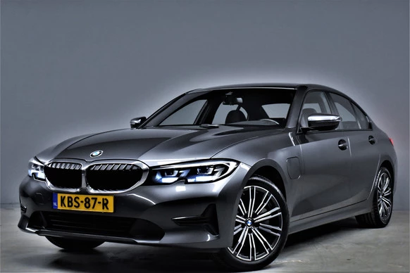 BMW 3 Serie - Afbeelding 1 van 30