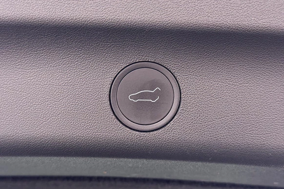 Tesla Model Y - Afbeelding 14 van 26