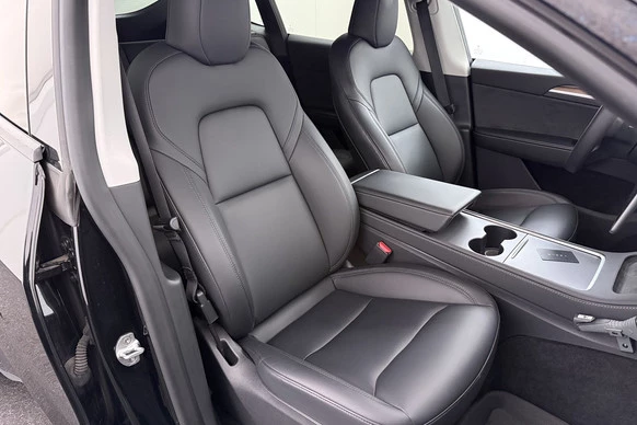 Tesla Model Y - Afbeelding 15 van 26