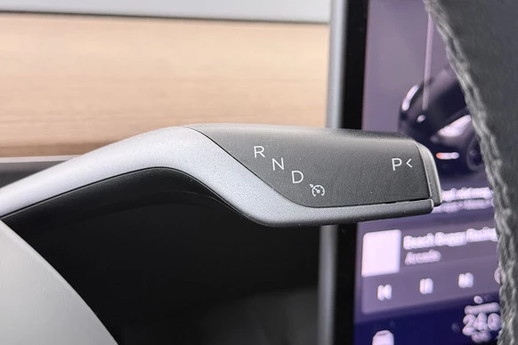 Tesla Model Y - Afbeelding 19 van 26