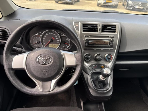 Toyota Verso-S - Afbeelding 11 van 26