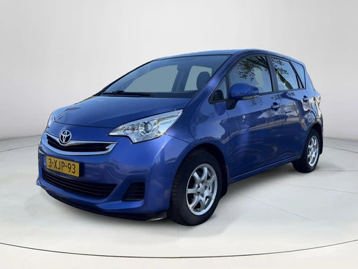 Toyota Verso-S leasen
