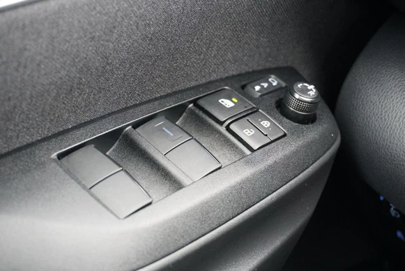 Toyota Yaris Cross - Afbeelding 19 van 30