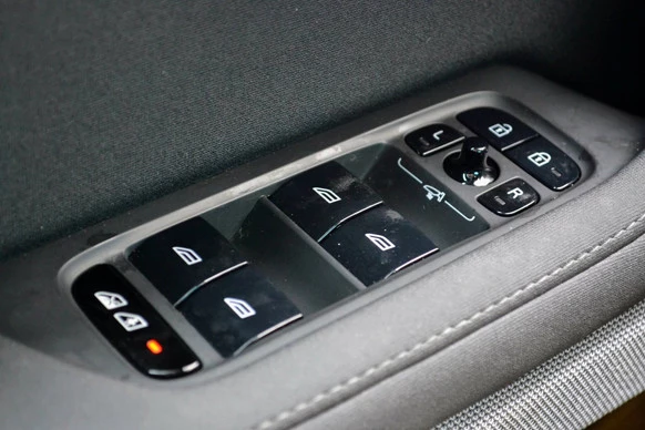 Polestar 2 - Afbeelding 28 van 30