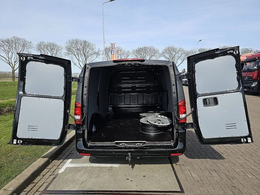 Mercedes-Benz Vito - Afbeelding 13 van 18
