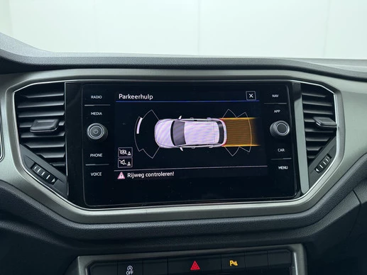 Volkswagen T-Roc - Afbeelding 18 van 30