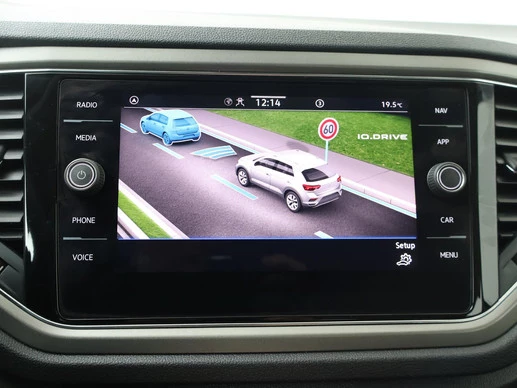 Volkswagen T-Roc - Afbeelding 16 van 30