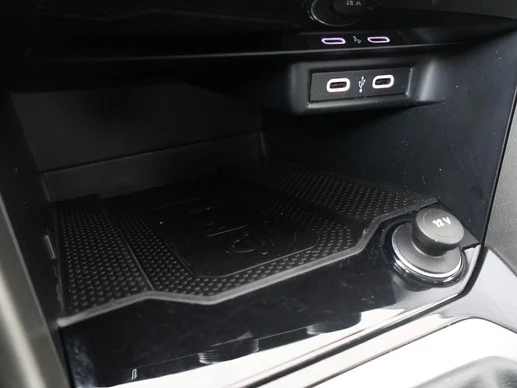 Volkswagen T-Roc - Afbeelding 19 van 30