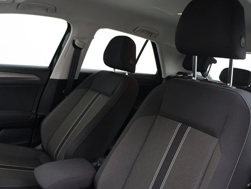 Volkswagen T-Roc - Afbeelding 25 van 30