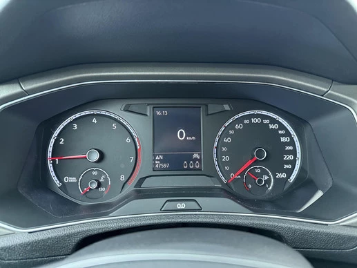 Volkswagen T-Roc - Afbeelding 7 van 30