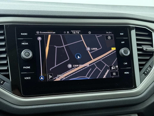 Volkswagen T-Roc - Afbeelding 15 van 30