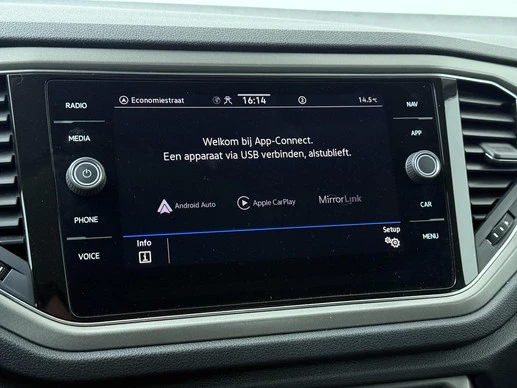 Volkswagen T-Roc - Afbeelding 16 van 30