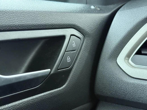 Volkswagen T-Roc - Afbeelding 21 van 30