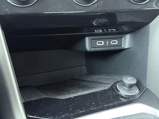 Volkswagen T-Roc - Afbeelding 22 van 30