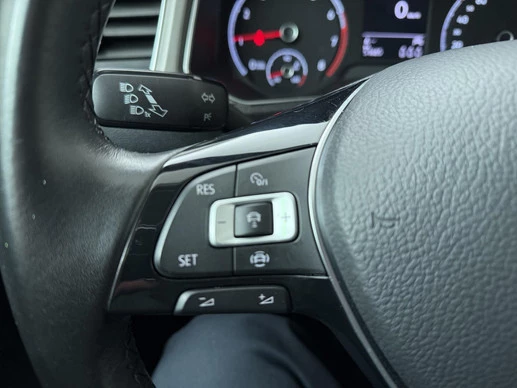 Volkswagen T-Roc - Afbeelding 8 van 30