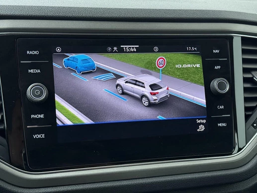 Volkswagen T-Roc - Afbeelding 16 van 30