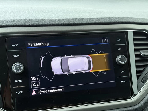 Volkswagen T-Roc - Afbeelding 17 van 30