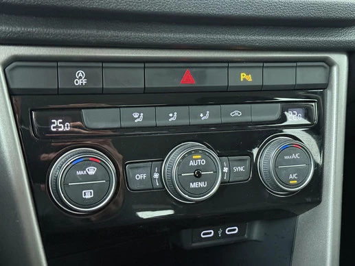 Volkswagen T-Roc - Afbeelding 18 van 30