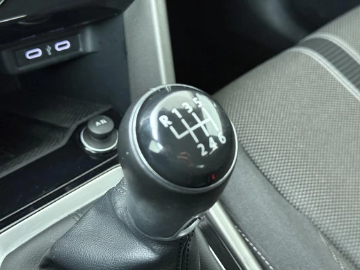 Volkswagen T-Roc - Afbeelding 20 van 30