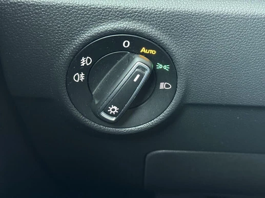 Volkswagen T-Roc - Afbeelding 22 van 30