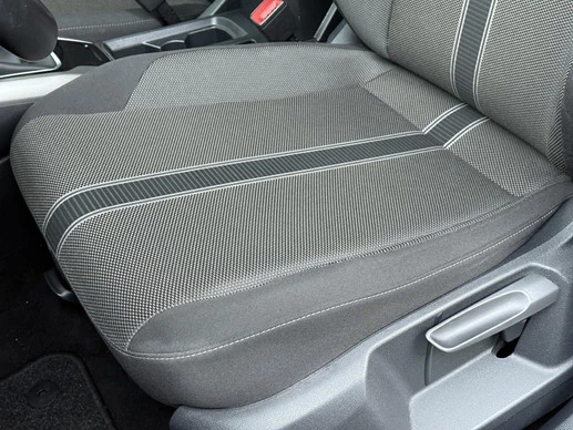 Volkswagen T-Roc - Afbeelding 24 van 30