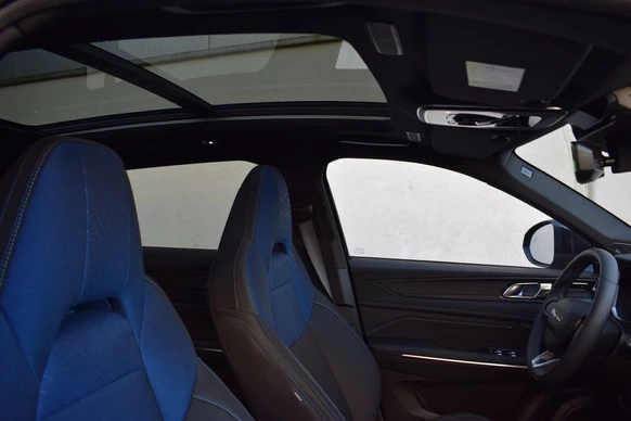 Lynk & Co 01 - Afbeelding 18 van 30