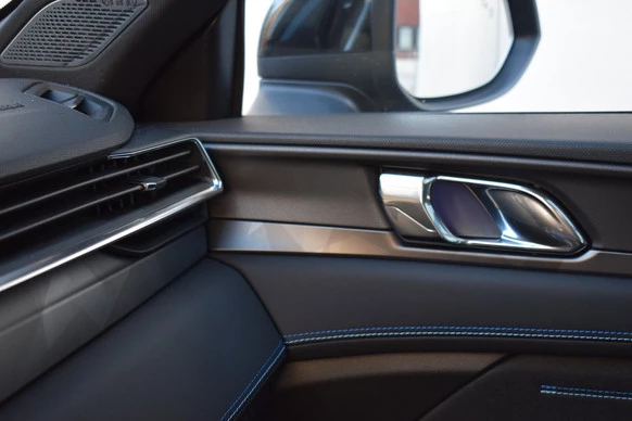 Lynk & Co 01 - Afbeelding 19 van 30