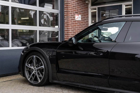 Porsche Taycan - Afbeelding 5 van 30