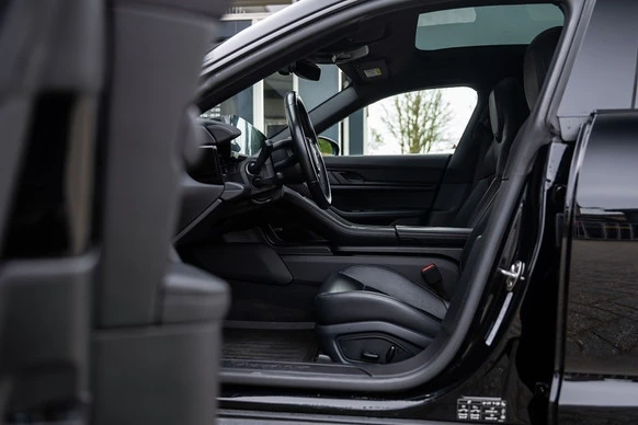 Porsche Taycan - Afbeelding 9 van 30