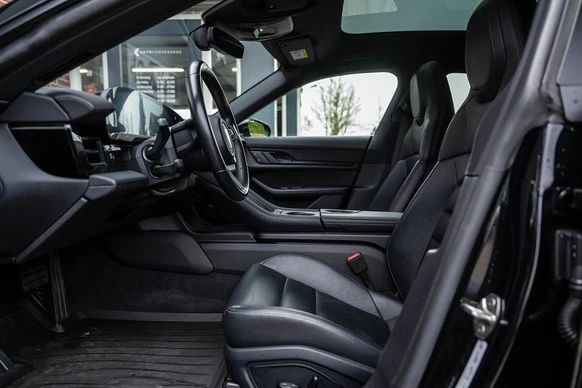 Porsche Taycan - Afbeelding 10 van 30