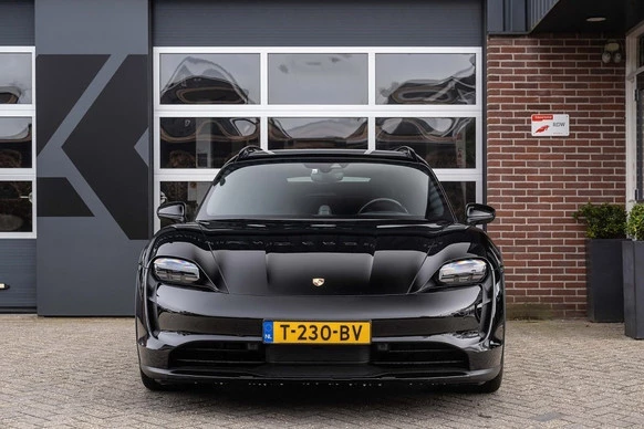 Porsche Taycan - Afbeelding 12 van 30