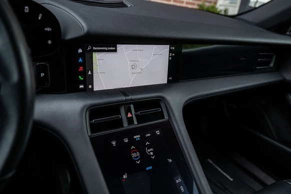 Porsche Taycan - Afbeelding 17 van 30