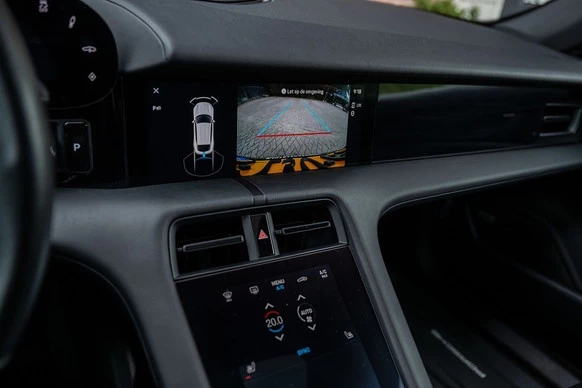 Porsche Taycan - Afbeelding 18 van 30