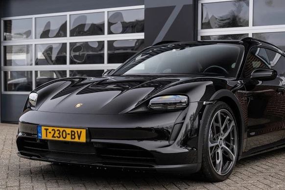 Porsche Taycan - Afbeelding 30 van 30