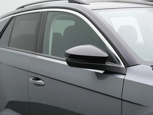 Volkswagen T-Roc - Afbeelding 24 van 30