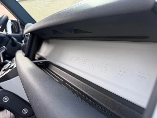 Land Rover Defender - Afbeelding 16 van 30