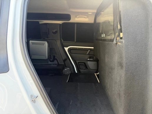 Land Rover Defender - Afbeelding 20 van 30