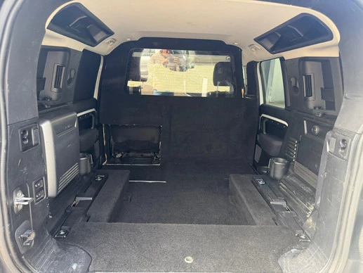 Land Rover Defender - Afbeelding 21 van 30
