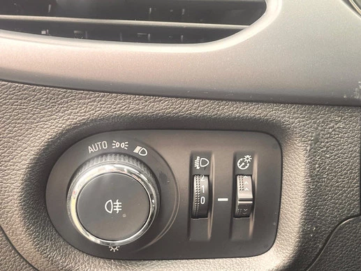 Opel Astra - Afbeelding 11 van 30