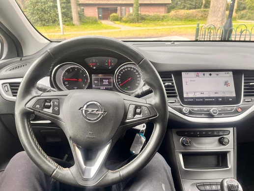 Opel Astra - Afbeelding 14 van 30
