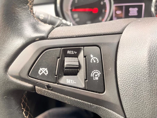 Opel Astra - Afbeelding 16 van 30