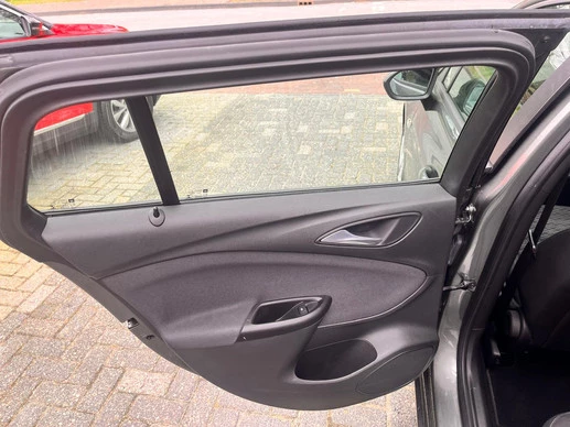 Opel Astra - Afbeelding 23 van 30