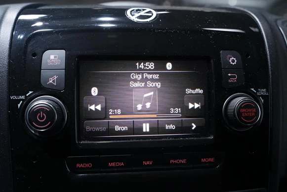 Peugeot Boxer - Afbeelding 28 van 30