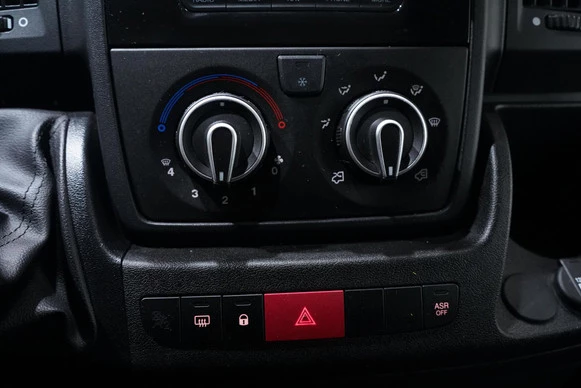 Peugeot Boxer - Afbeelding 29 van 30