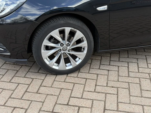 Opel Astra - Afbeelding 25 van 30