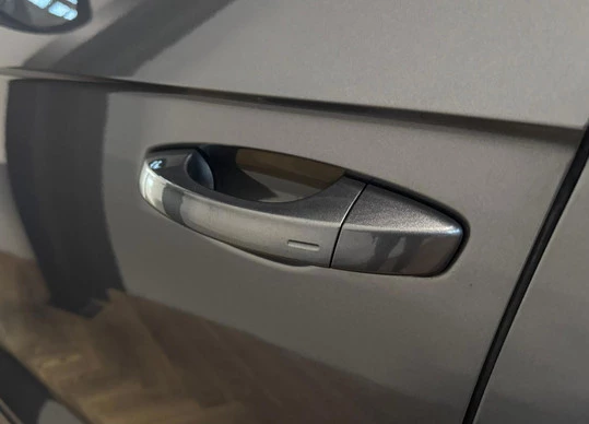 Volkswagen T-Roc - Afbeelding 7 van 30