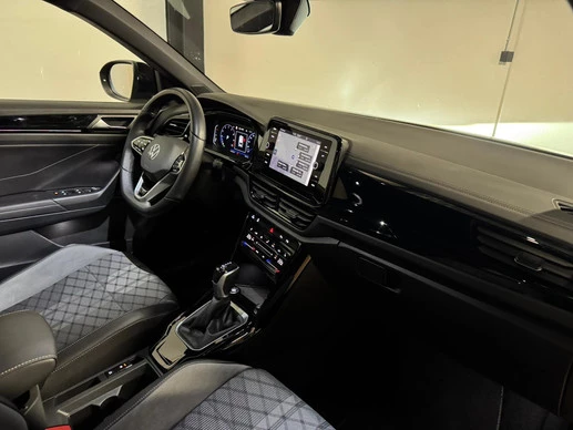 Volkswagen T-Roc - Afbeelding 17 van 30