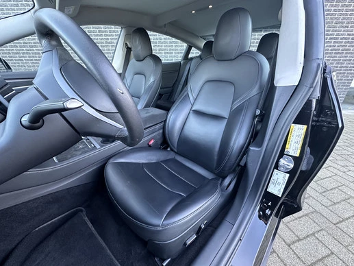 Tesla Model 3 - Afbeelding 3 van 30