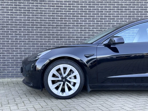 Tesla Model 3 - Afbeelding 6 van 30
